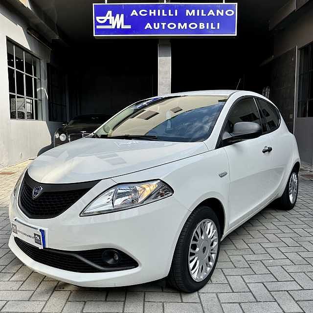 Lancia Ypsilon  NEO PATENTATI 1.2 69 CV 5 porte Unyca Bluetooth