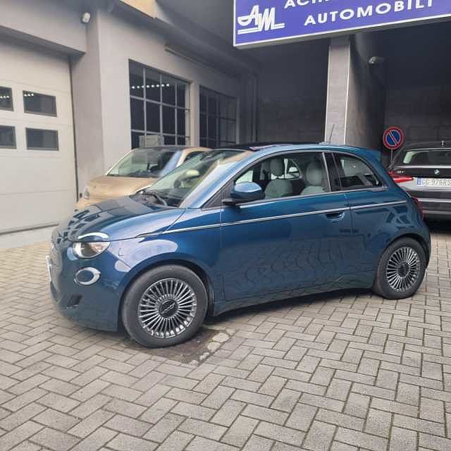 Fiat 500e Icon Berlina