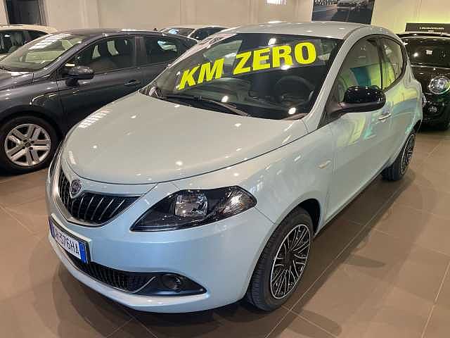 Lancia Ypsilon 3ª serie 1.0 FireFly 5 porte S&S Hybrid Gold - KM0 -