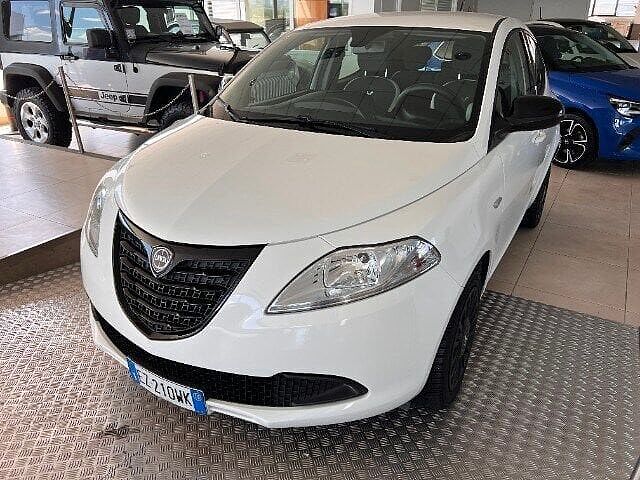 Lancia Ypsilon 1.2 69 CV 5 porte GPL Ecochic Elefantino