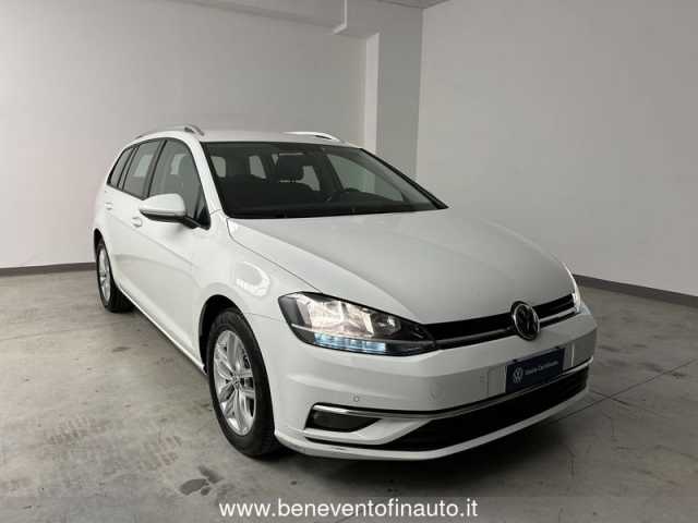 Volkswagen Golf Variant 1.6 TDI 115 CV Business BlueMotion Technology da G. Benevento Finauto