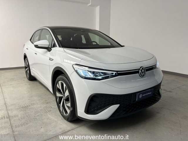 Volkswagen ID.5 Pro Performance batteria 77KW motore 150KW (204CV)