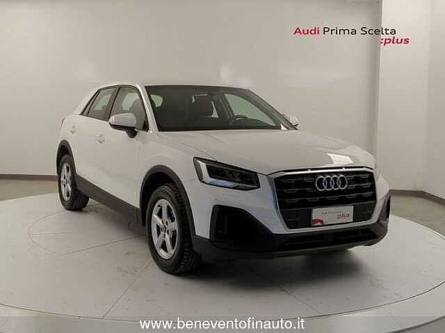 Audi Q2 30 TFSI Business