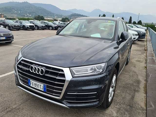 Audi Q5 2ª serie 40 TDI quattro S tronic Business Design da NUOVA VERONAUTO S.R.L.