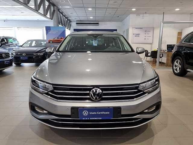 Volkswagen Passat 8ª serie Variant 2.0 TDI SCR 122 CV EVO DSG Business da EUROMOTORI .