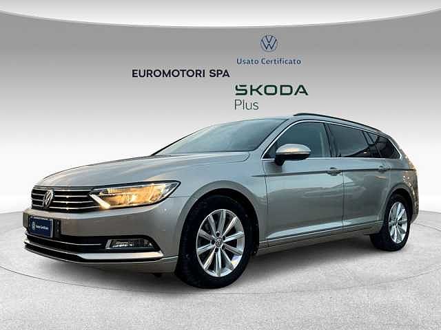 Volkswagen Passat 8ª serie Variant 2.0 TDI DSG Comfortline BlueMotion Technology da EUROMOTORI .