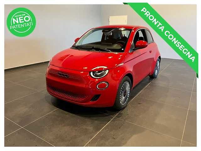 Fiat 500 500e 42 kwh (red)