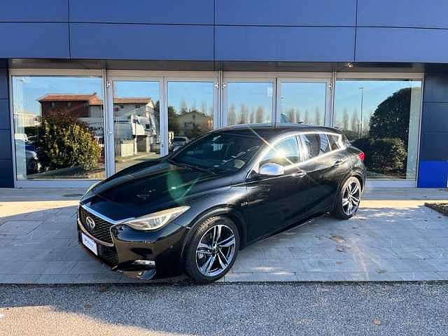 Infiniti Q30 2.2d sport city black awd 170cv dct