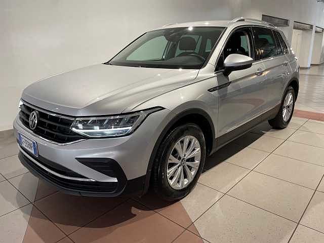 Volkswagen Tiguan 2ª serie 2.0 TDI 150 CV SCR DSG Life da Autourtiti Srl