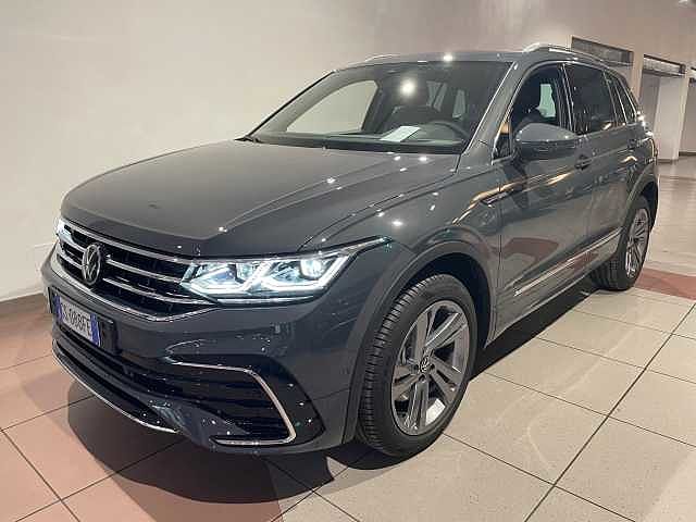 Volkswagen Tiguan 2ª serie 2.0 TDI 200 CV SCR DSG 4MOTION R-Line