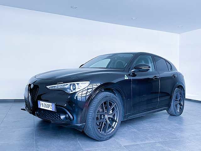 Alfa Romeo Stelvio 2.2 Turbodiesel 210 CV AT8 Q4 Executive