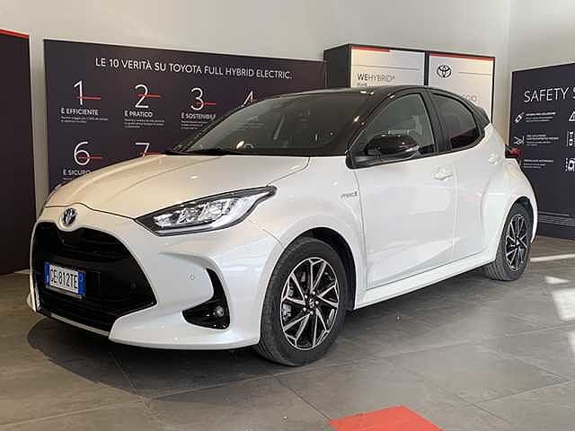 Toyota Yaris 4ª serie 1.5 Hybrid 5 porte Lounge