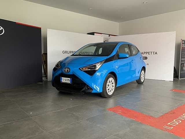 Toyota Aygo 2ª serie 1.0 VVT-i 72 CV 5 porte x-play da GRUPPO CHIAPPETTA