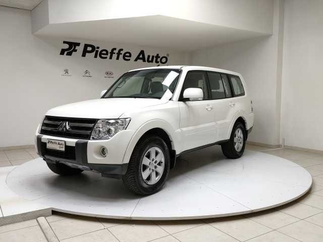 Mitsubishi Pajero ('06 --->) Pajero 3.2 DI-D 16V 5p. Invite