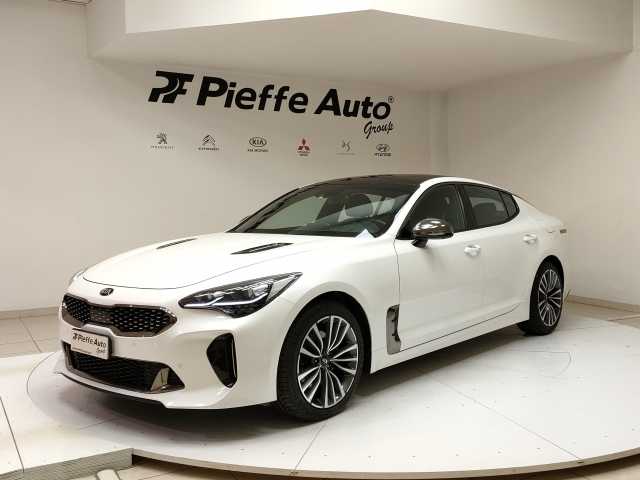 Kia Stinger Stinger 2.2 CRDi AWD AT8 GT Line