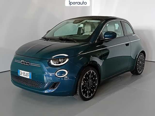 Fiat 500e Cabrio 42 kWh La Prima