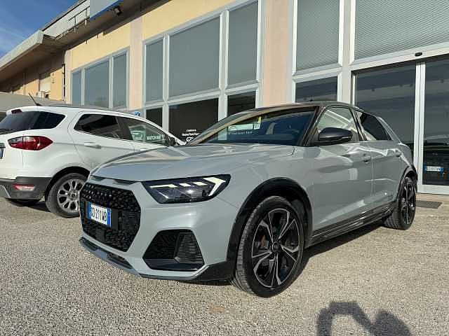 Audi A1 2ª serie citycarver 30 TFSI S tronic Identity Contrast da A&G Mobility .