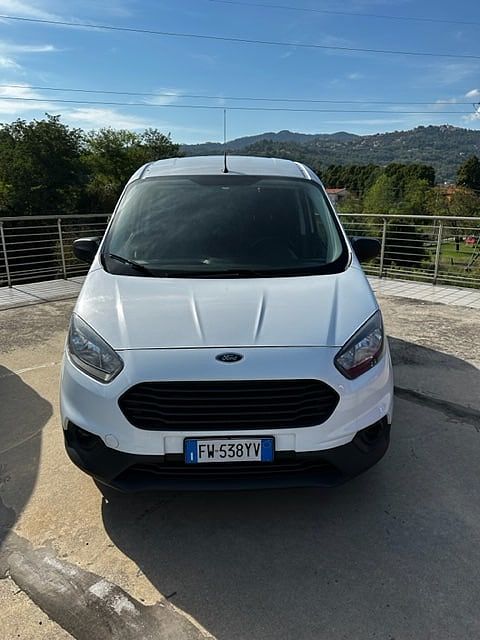 Ford Courier Trend 2 posti