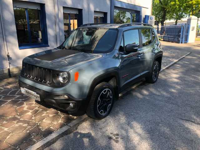 Jeep Renegade 2.0 Mjt 170CV 4WD Active Drive Low Trailhawk