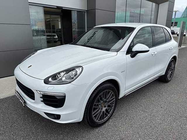 Porsche Cayenne 3.0 Diesel da Autopiu' .