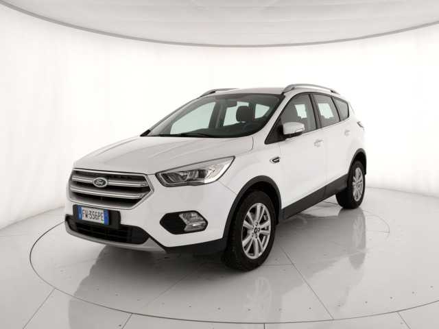 Ford Kuga 1.5 tdci Plus s&s 2wd 120cv my18 da Autostar Flaminia .