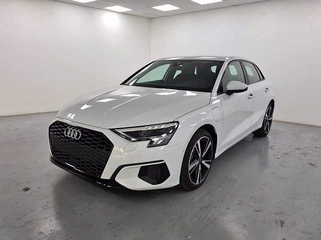 Audi A3 Sportback A3 sportback 40 1.4 tfsi e business advanced s-tronic da Azzurra .