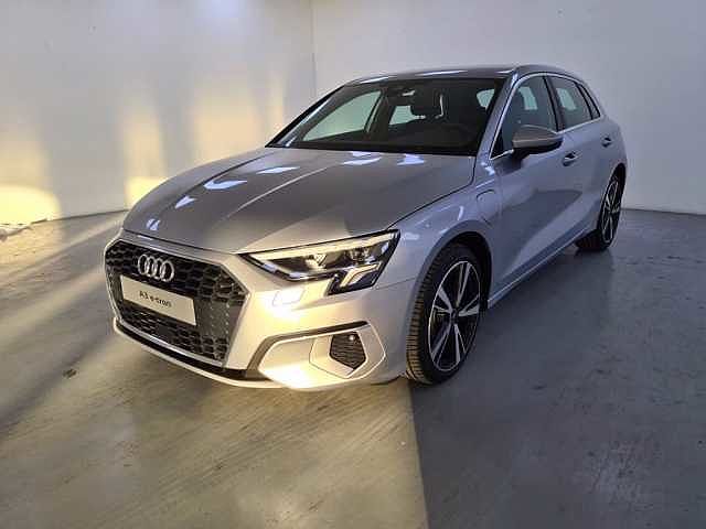 Audi A3 Sportback A3 sportback 40 1.4 tfsi e business advanced s-tronic da Azzurra .