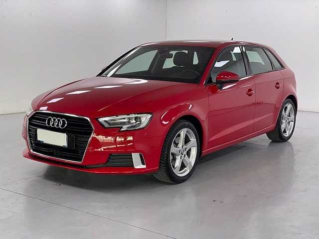 Audi A3 Sportback 35 1.5 tfsi Business 150cv my19 da Azzurra .