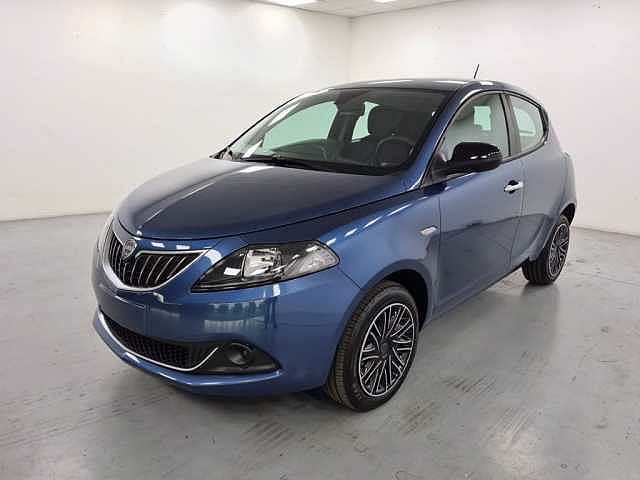 Lancia Ypsilon 1.0 firefly hybrid silver plus s&s 70cv