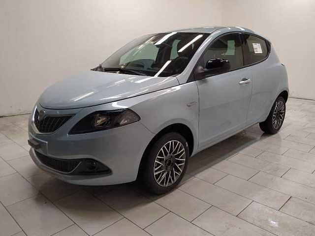 Lancia Ypsilon 1.0 firefly hybrid Gold Plus s e s 70cv