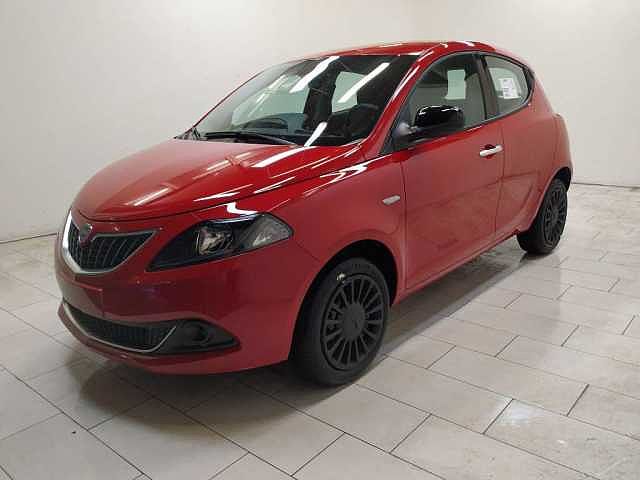 Lancia Ypsilon 1.0 firefly hybrid Silver s e s 70cv