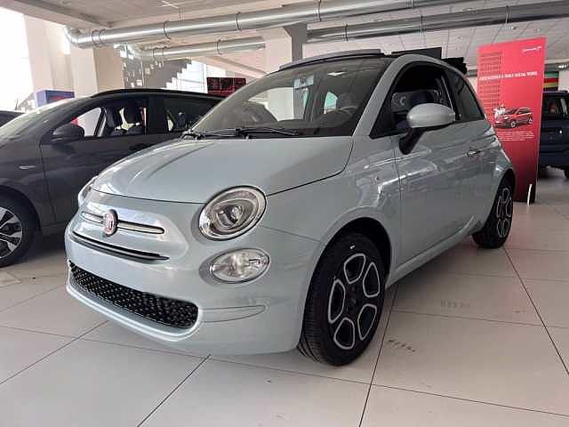 Fiat 500C 1.0 hybrid Club 70cv