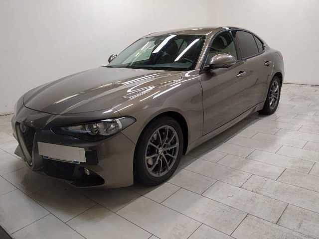 Alfa Romeo Giulia 2.2 t Business 136cv auto