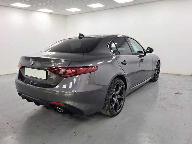 Alfa Romeo Giulia 2.2 t veloce q4 210cv awd auto da Azzurra .