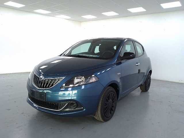 Lancia Ypsilon 1.0 firefly hybrid silver s&s 70cv