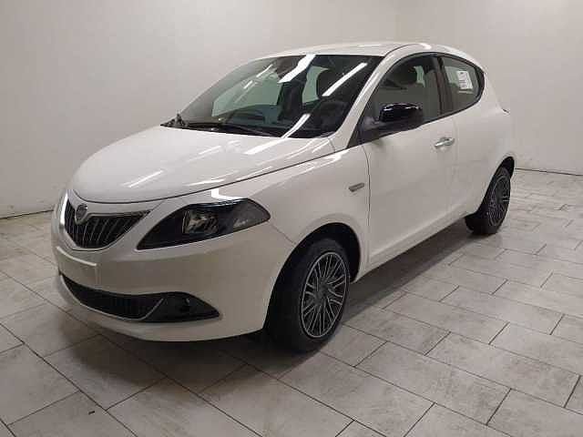 Lancia Ypsilon 1.0 firefly hybrid gold s&s 70cv 5p.ti