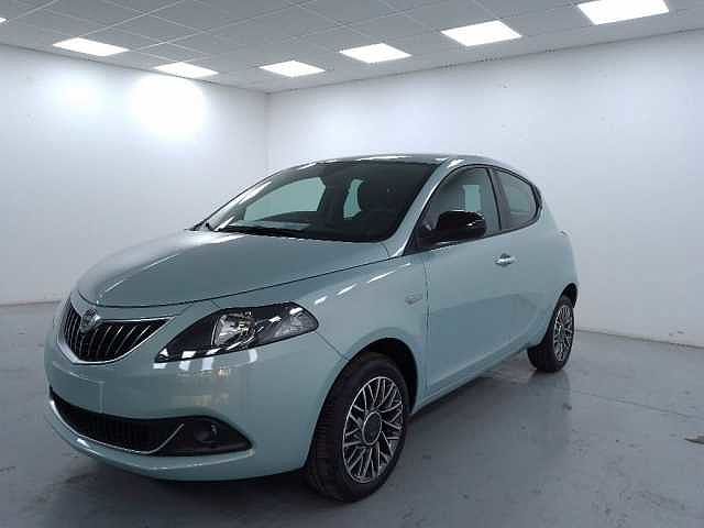 Lancia Ypsilon 1.0 firefly hybrid gold s&s 70cv