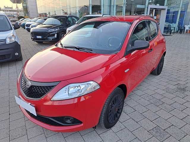 Lancia Ypsilon 1.2 gold ecochic gpl 69cv my19