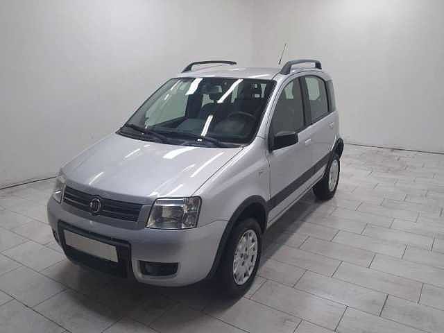 Fiat Panda 1.2 climbing 4x4