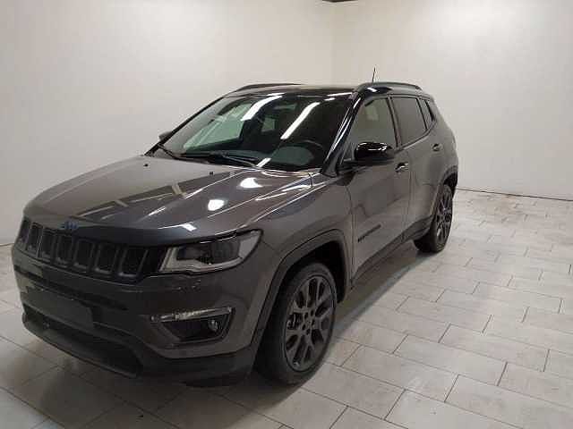Jeep Compass 1.3 turbo t4 phev s 4xe at6