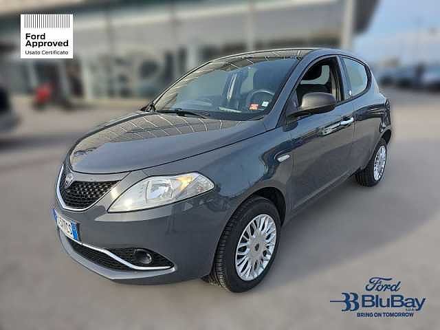 Lancia Ypsilon 3ª serie 0.9 TwinAir 85CV 5p Metano Ecochic Silver