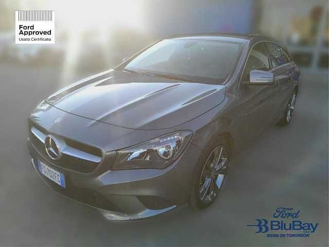 Mercedes-Benz CLA 200 d S.W. 4Matic Automatic Premium Dark Night da Blubay .