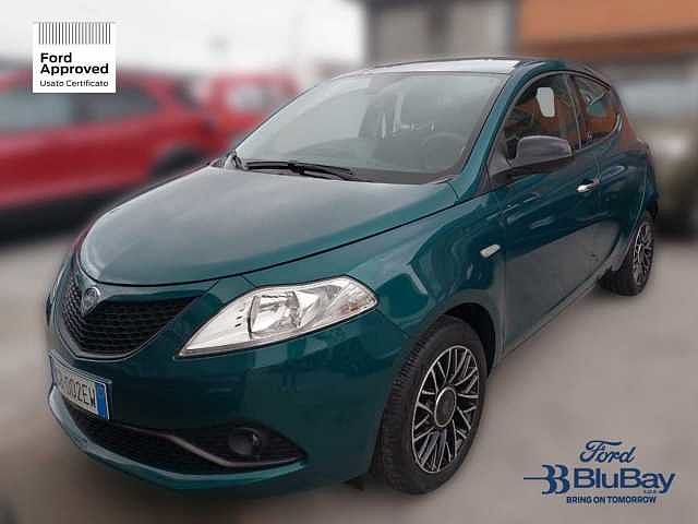 Lancia Ypsilon 3ª serie 1.0 FireFly 5p S&S Hybrid Ecochic Silver