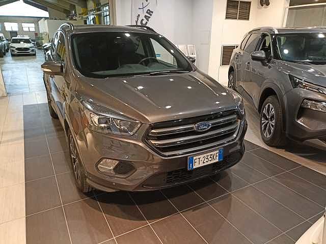 Ford Kuga 2.0 TDCI 120cv 2WD Powershift ST-Line