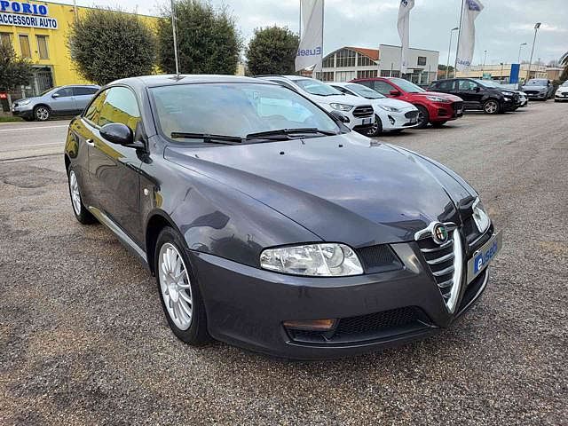 Alfa Romeo GT 1.9 MJT 16V Distinctive