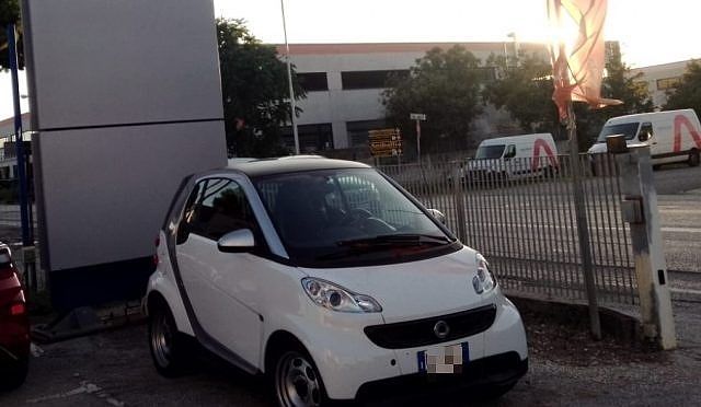 Smart ForTwo 1000 45 kW MHD coupé pure Teen II