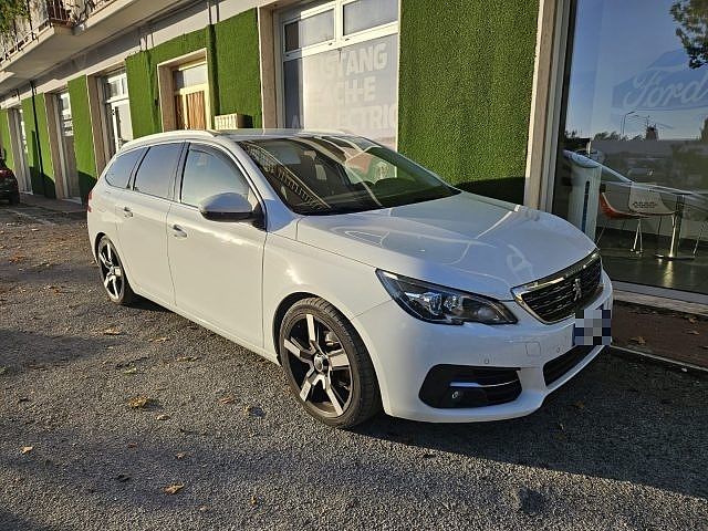 Peugeot 308 BlueHDi 120 S&S SW Allure