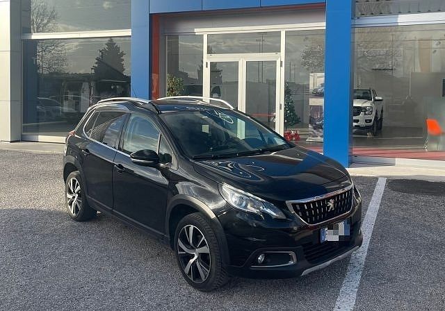 Peugeot 2008 BlueHDi 100 S&S Allure