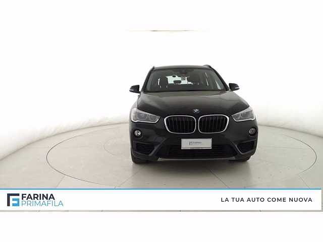 BMW X1 sDrive18d Business da F1 .