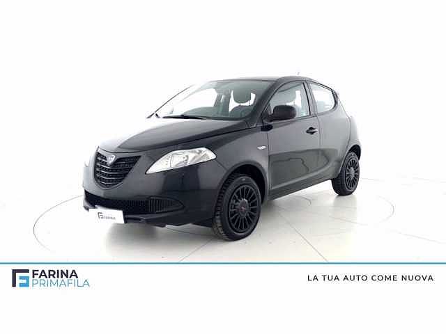 Lancia Ypsilon 3ª serie Ypsilon 0.9 TwinAir 85 CV 5 porte Metano Ecochic Elefantino da F1 .